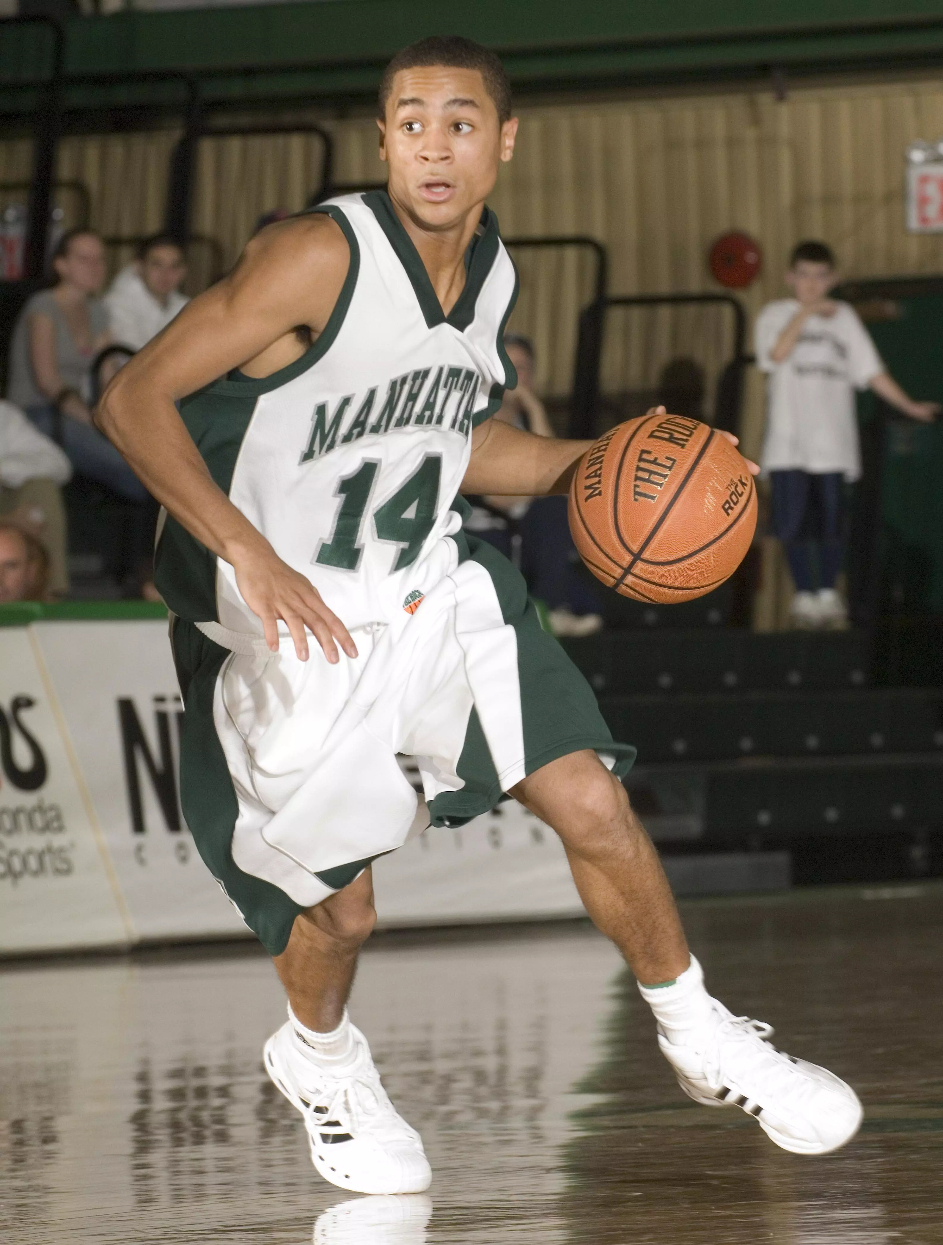 Pearson Shoots Manhattan Past Saints; 73-72