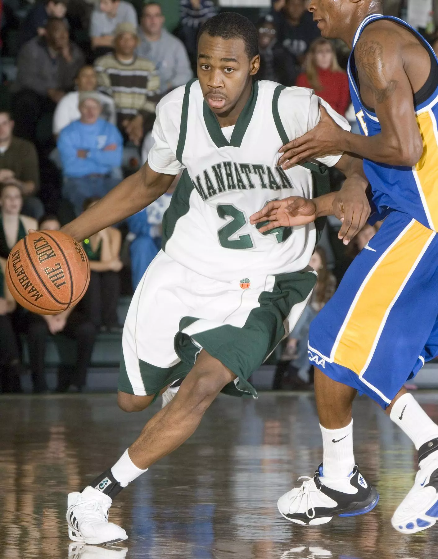 Crawford and Smith Shine; Jaspers Cruise Past Marist