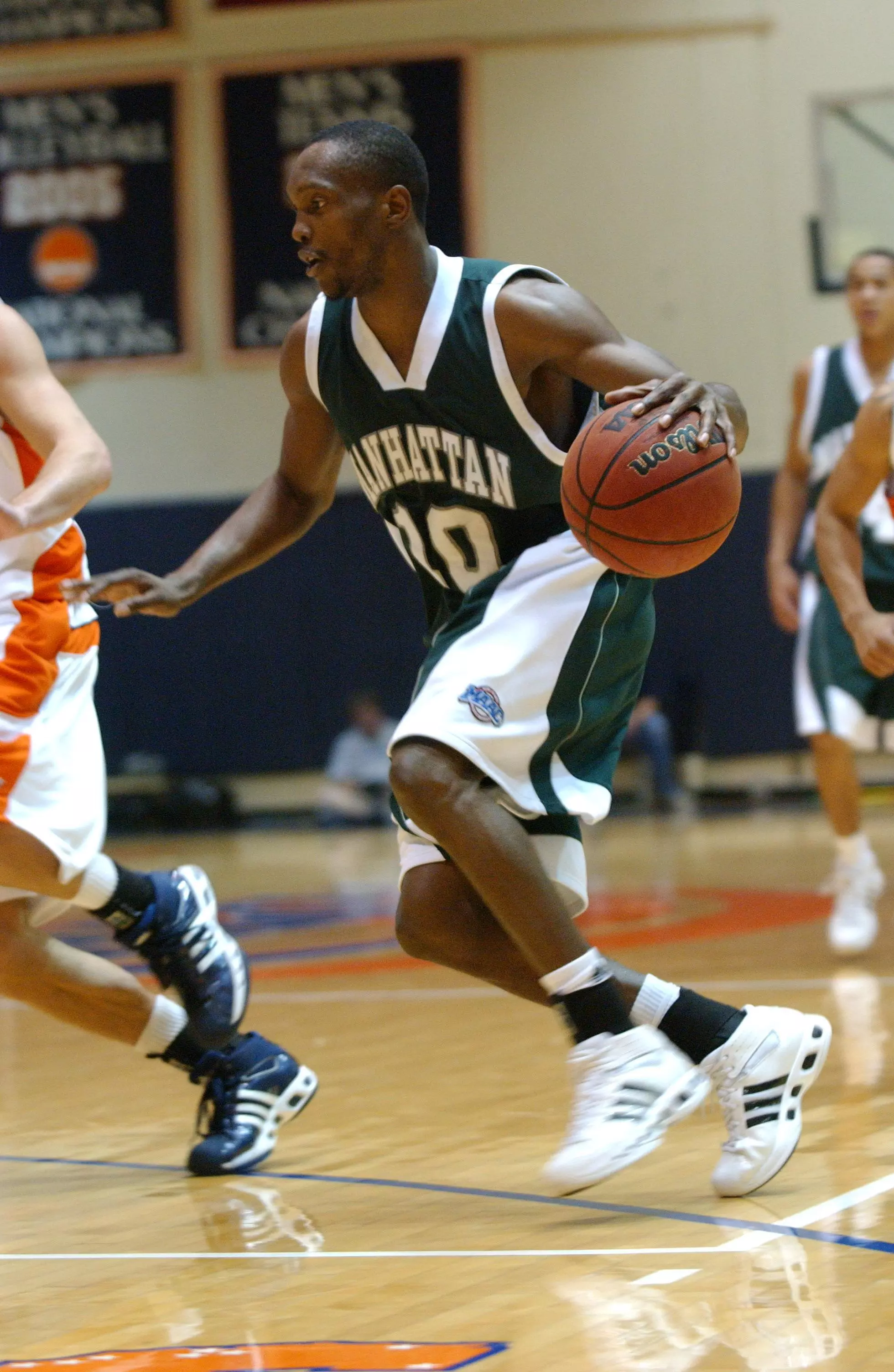 MEN'S BASKETBALL TO TAKE ON TOP RANKED NIAGARA