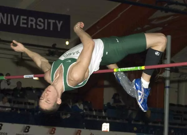 Men?s and Women?s Track Teams Dominate at MAAC Championships