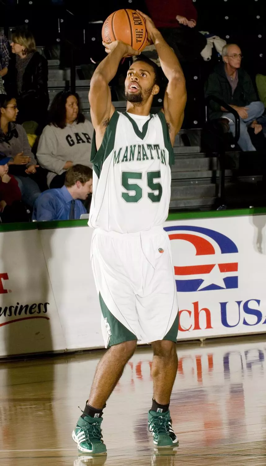 MENS BASKETBALL FALLS ON THE ROAD TO MARIST, 76-66