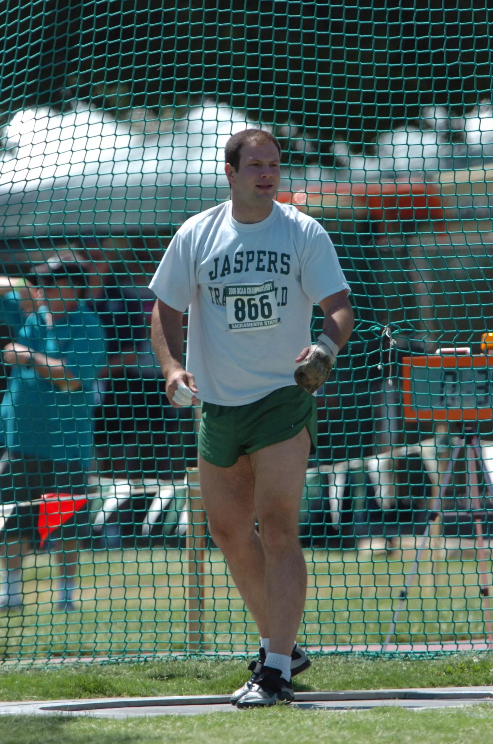 LONCAR EXTENDS JASPERS' STREAK OF IC4A CHAMPIONS WITH DRAMATIC PERFORMANCE IN WEIGHT; CRUZ QUALIFIES FOR HURDLES SEMIS