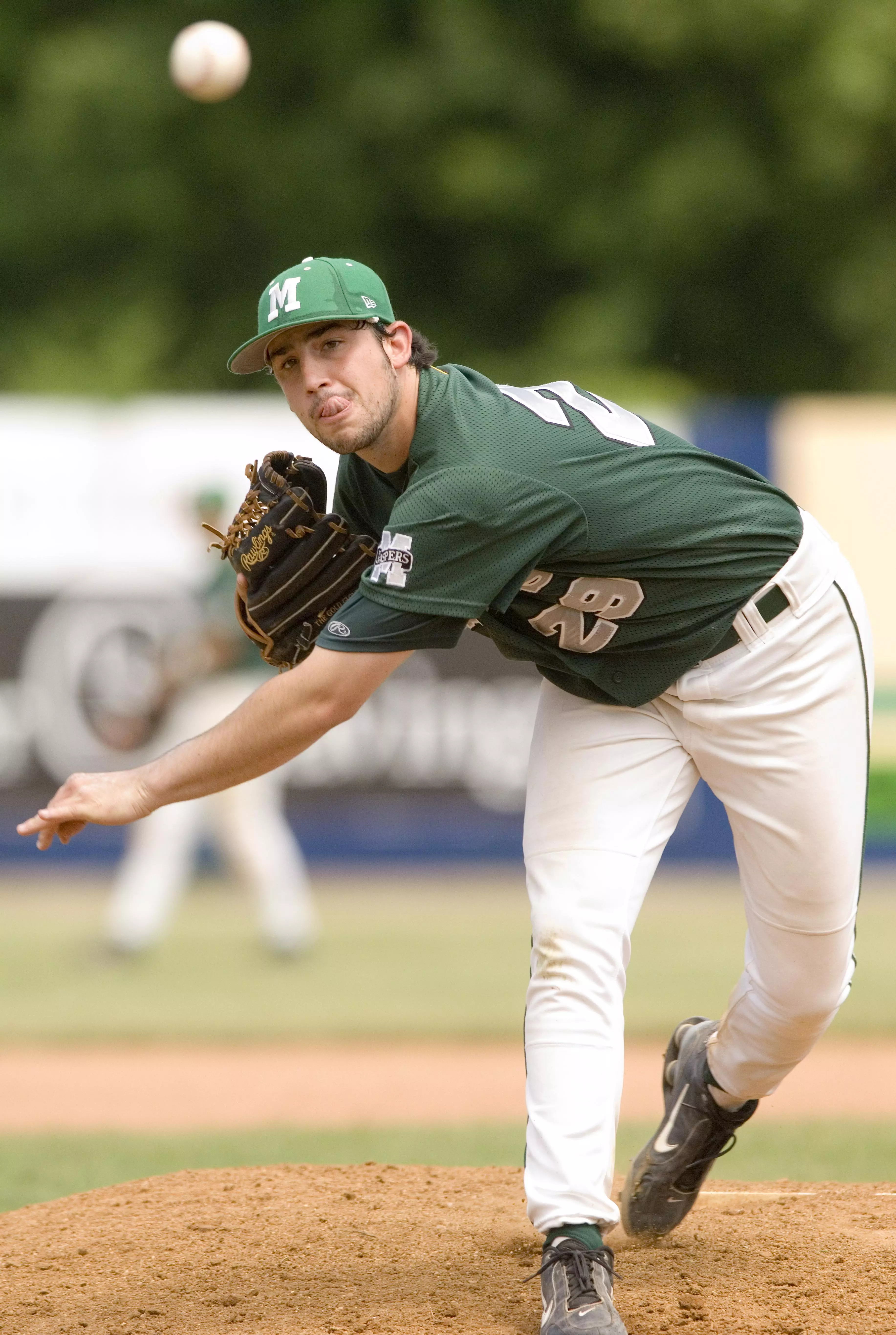 BASEBALL SWEEPS TWIN BILL AT SIENA TO REMAIN UNBEATEN IN MAAC PLAY