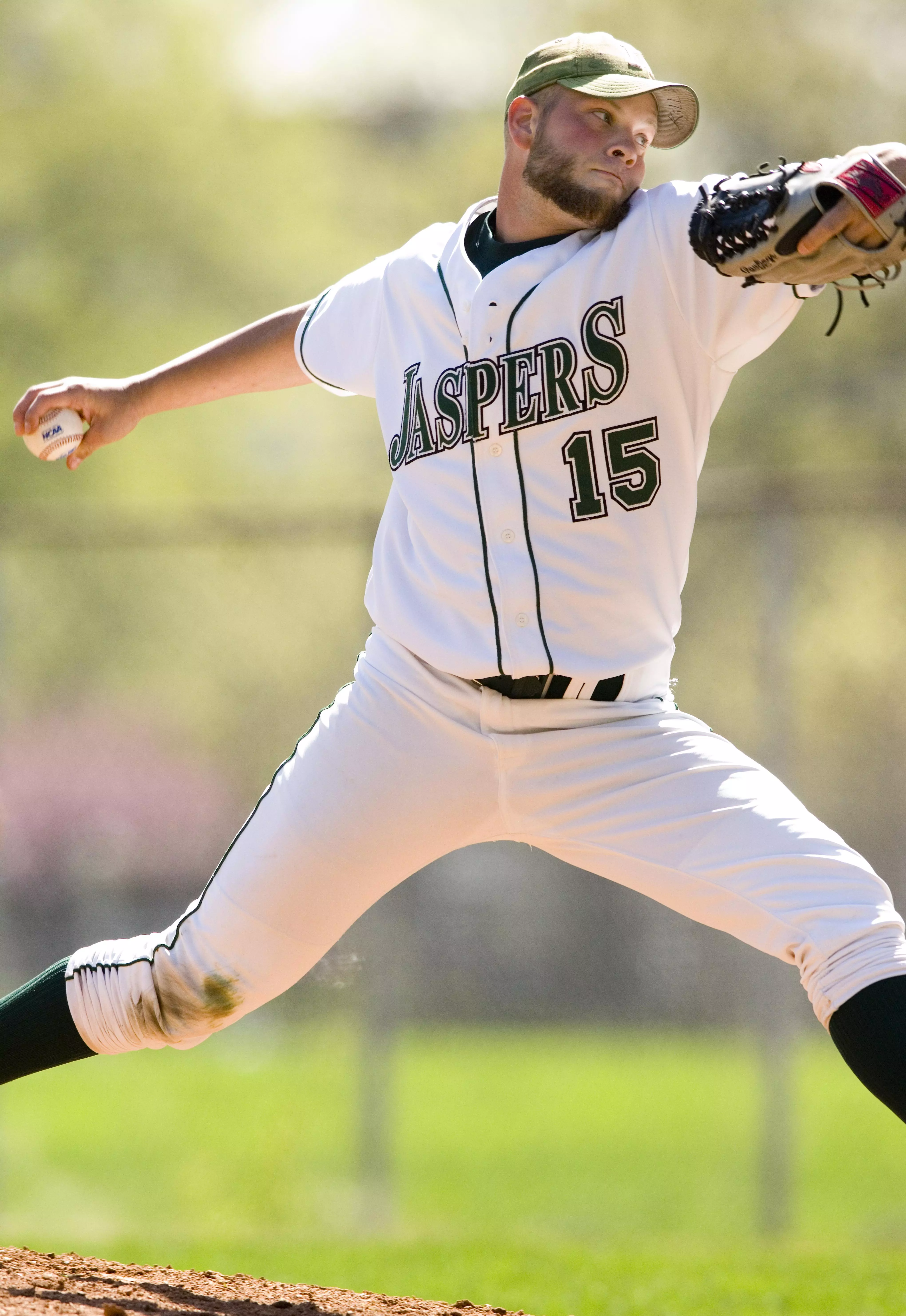 BASEBALL WINS 11TH STRAIGHT ROAD GAME BEHIND STRONG PITCHING PERFORMANCE FROM JEREMY SHAW