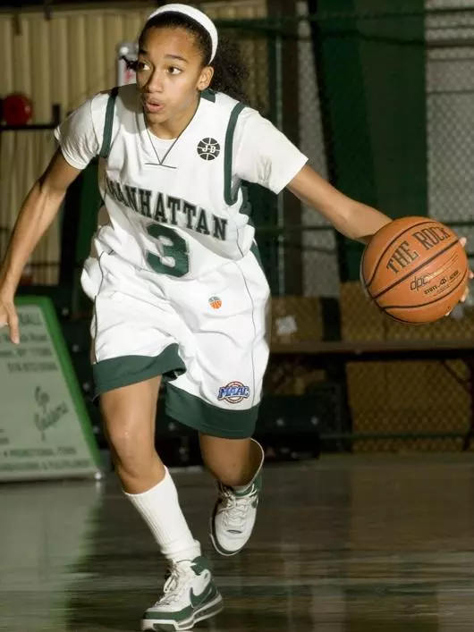 Manhattan Snaps Five-Game Skid With 68-62 Victory