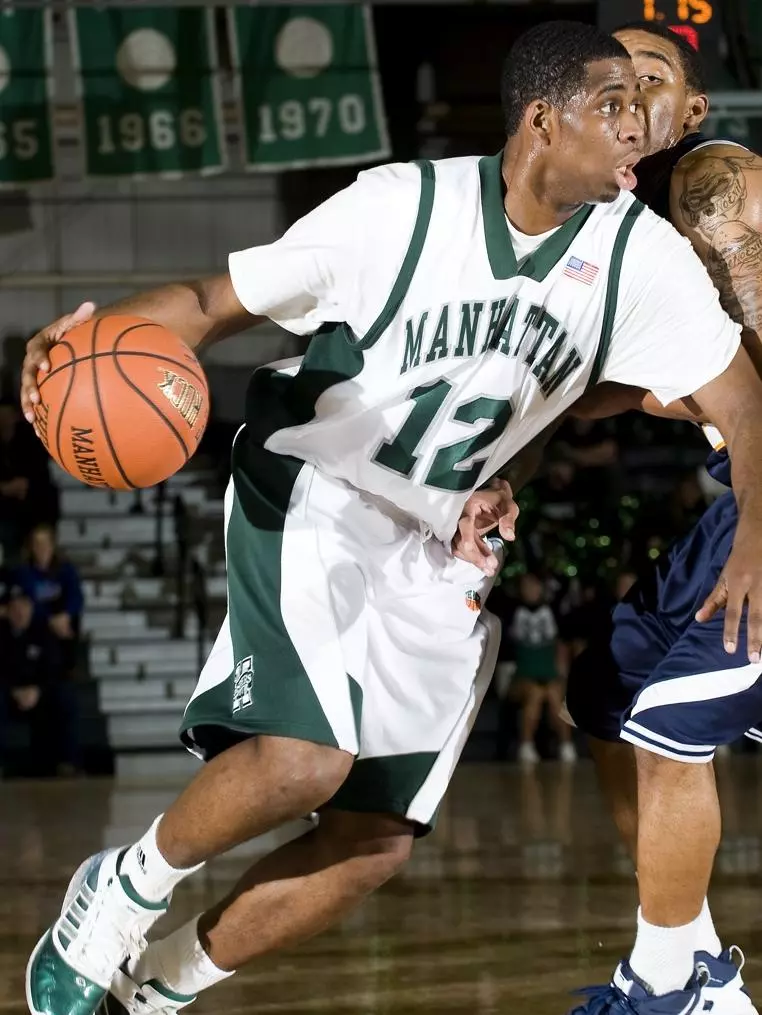 American Snaps Jaspers? Winning Streak; Manhattan Falls on Iraq War Veterans Appreciation Day
