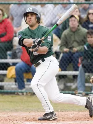 Salem and Gazzola Lead Jaspers to Sweep at Marist