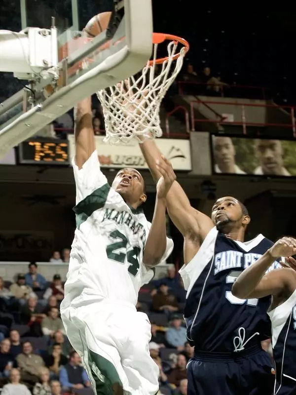 Manhattan Defeats Fordham; Jaspers Capture 101st ?Battle of the Bronx?