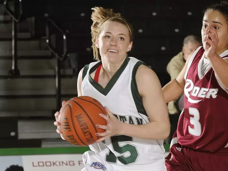 Wentworth, Peters Lead Manhattan Past Elon, 83-67