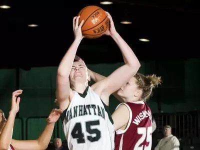 Lady Jaspers Drop 91-82 Shootout Against First-Place Marist