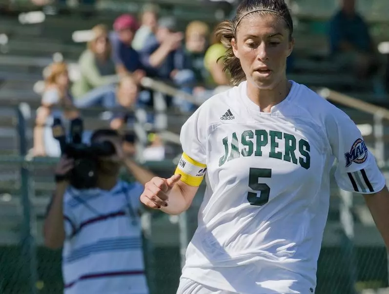 Women?s Soccer Drops Regular-Season Finale at Loyola
