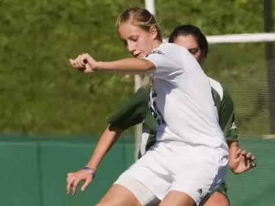 Manhattan Downs Lafayette in Thrilling Fashion