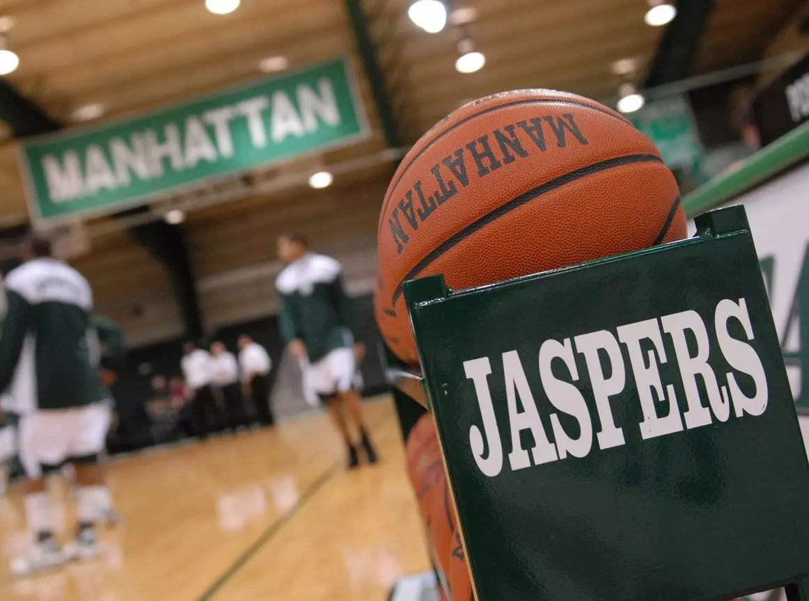 Clinic to End All Clinics Returns to Manhattan College