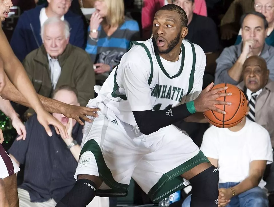 Four Jaspers Score Double-Figures as Manhattan Rolls Past Long Island