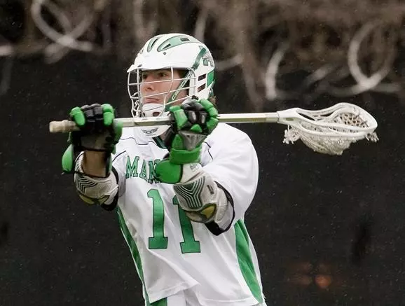 Late Rally Pushes Jaspers to 10-5 Victory Over Sacred Heart