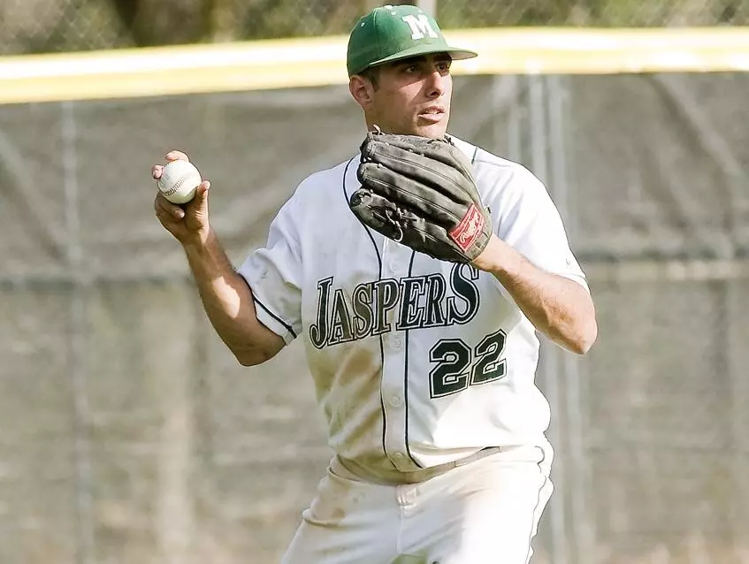 Jaspers Drop Slugfest at Delaware