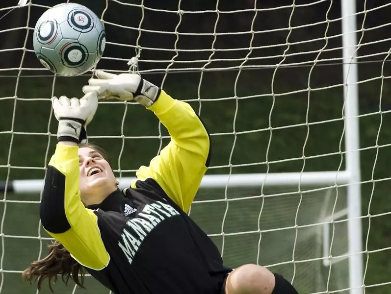 Lady Jaspers Shine in Season Debut