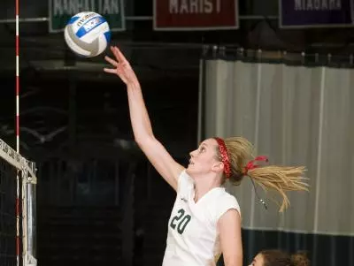 Iona Hitting Too Much For Manhattan