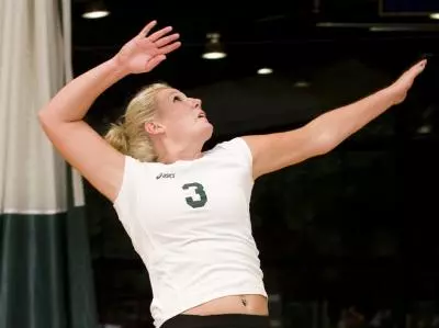 Siena Sweeps Manhattan 3-0