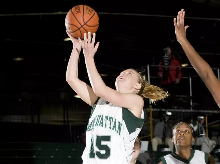 Manhattan Wraps Up Road Schedule Friday at Siena