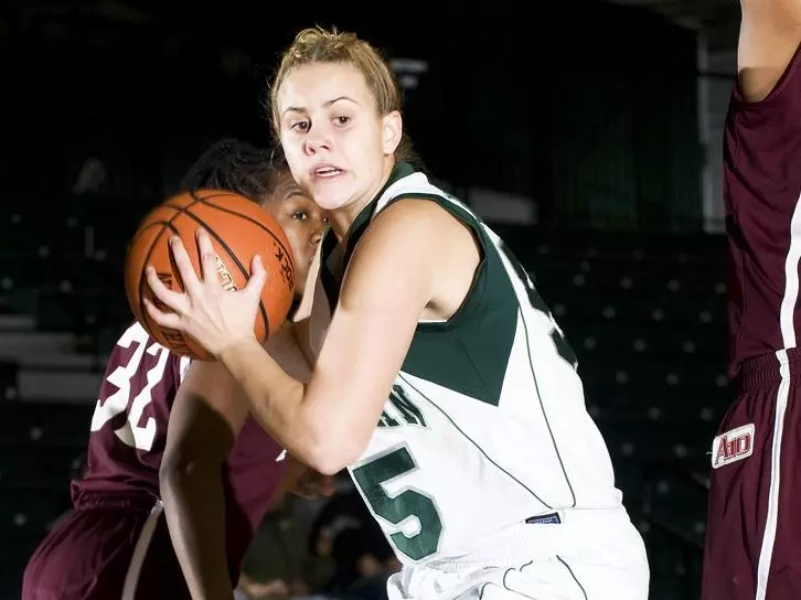 Lady Jaspers Visit First-Place Marist On Monday Night