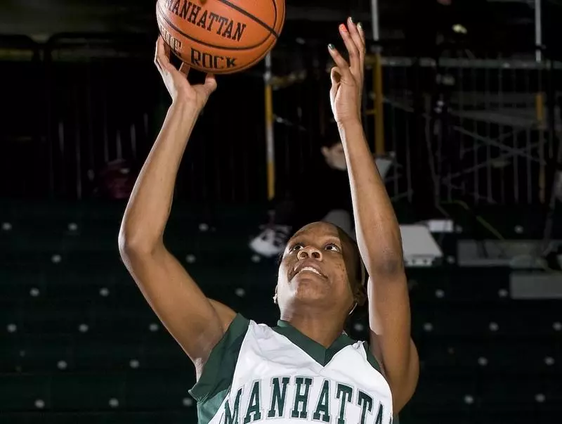 Lady Jaspers Win Defensive Battle, 52-44