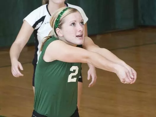 Jaspers Serve Way Past Rider for Fifth Straight Win