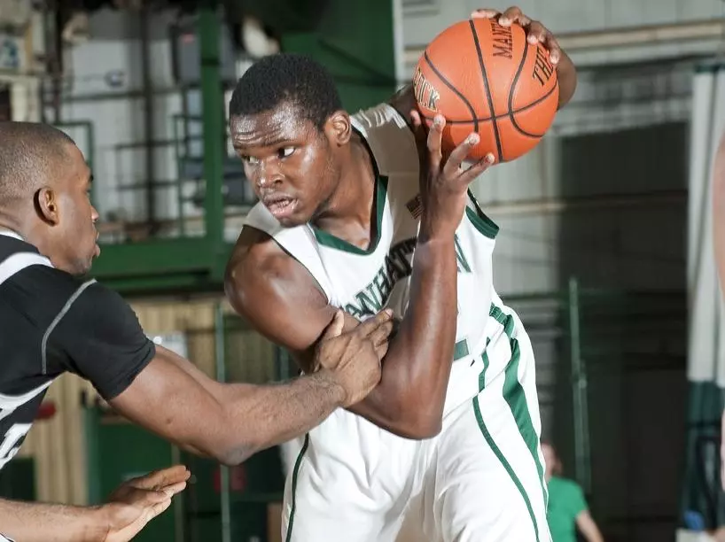 Jaspers Fall to Texas A&M at Old Spice Classic