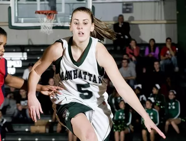 Blair Leads Lady Jaspers to Win Over NJIT