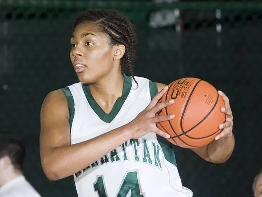 Peters Notches Double-Double In 55-30 Victory