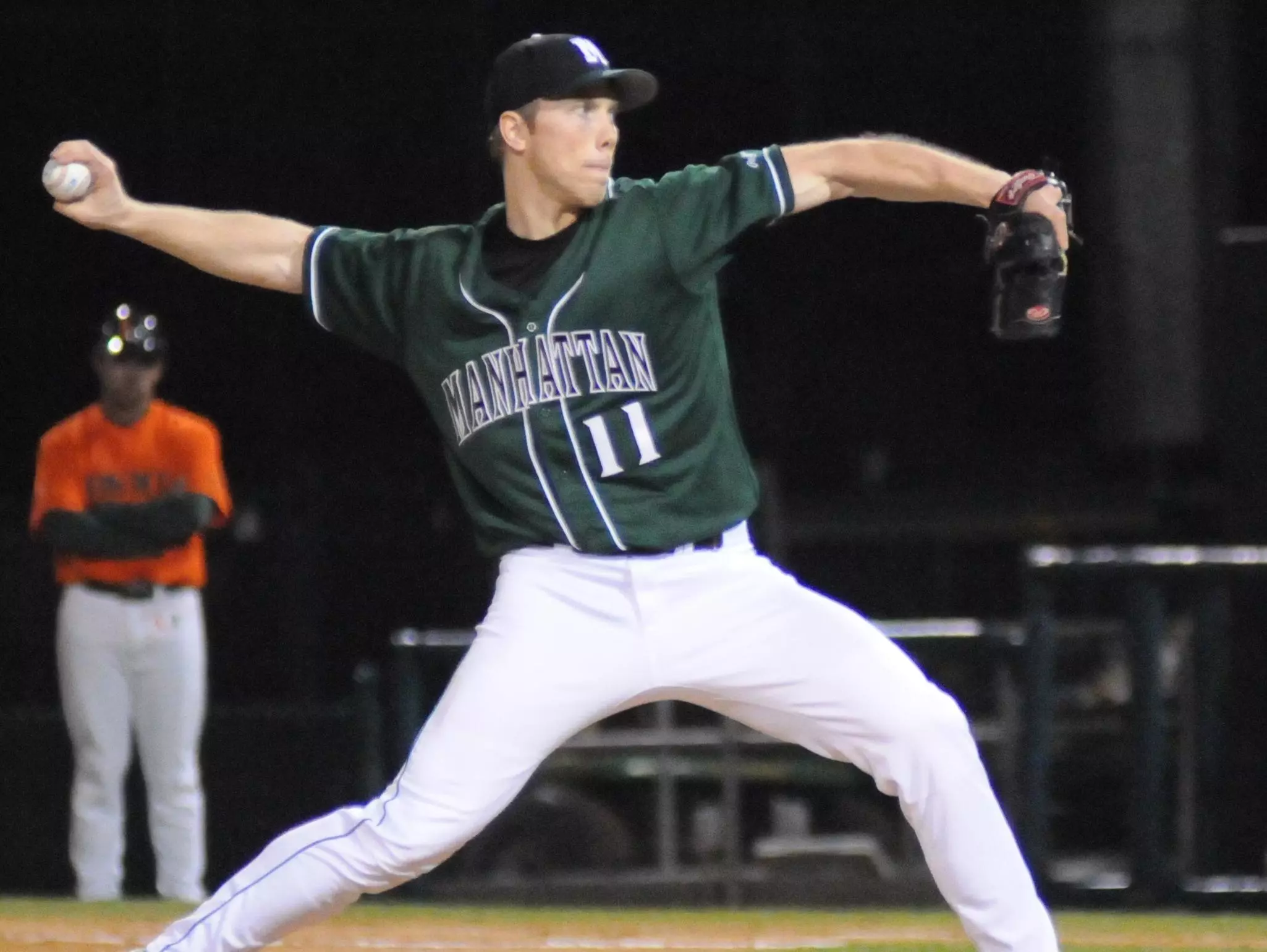 Jaspers Keep Streak Going at West Virginia