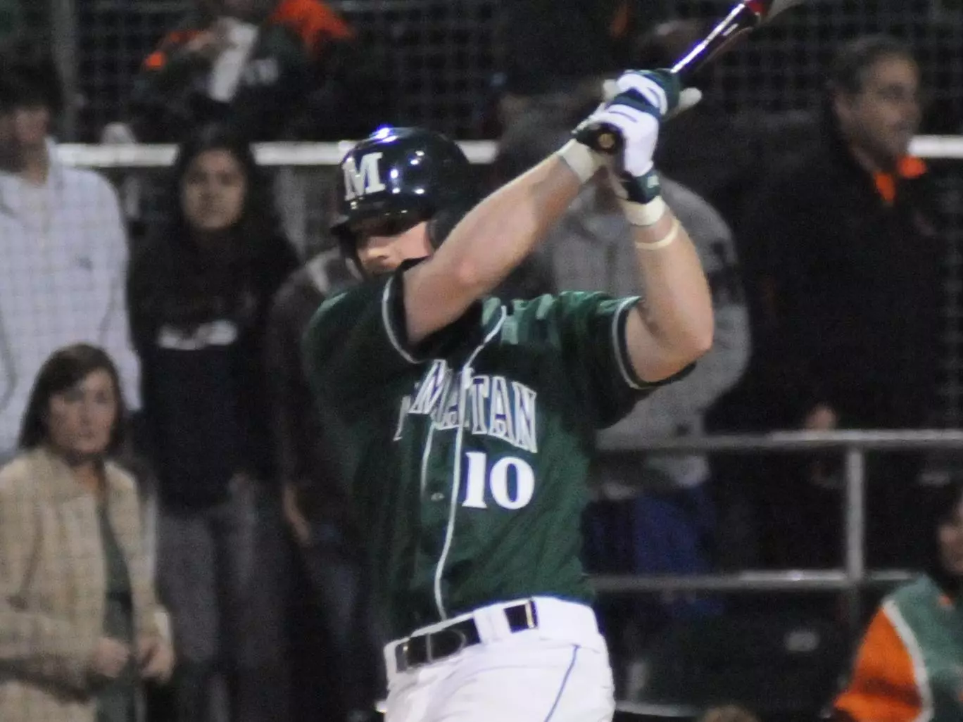 Jaspers Slip up at Hofstra