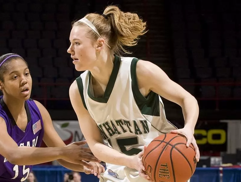 Manhattan?s Three-Point Barrage Sinks New Hampshire