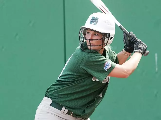 Manhattan Concludes Regular Season With Split Against Fairfield