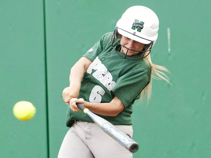 Manhattan Starts Marist Sunday With Softball Sweep