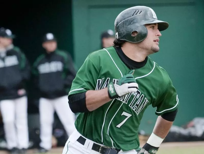 Manhattan Drops Two to Golden Griffs