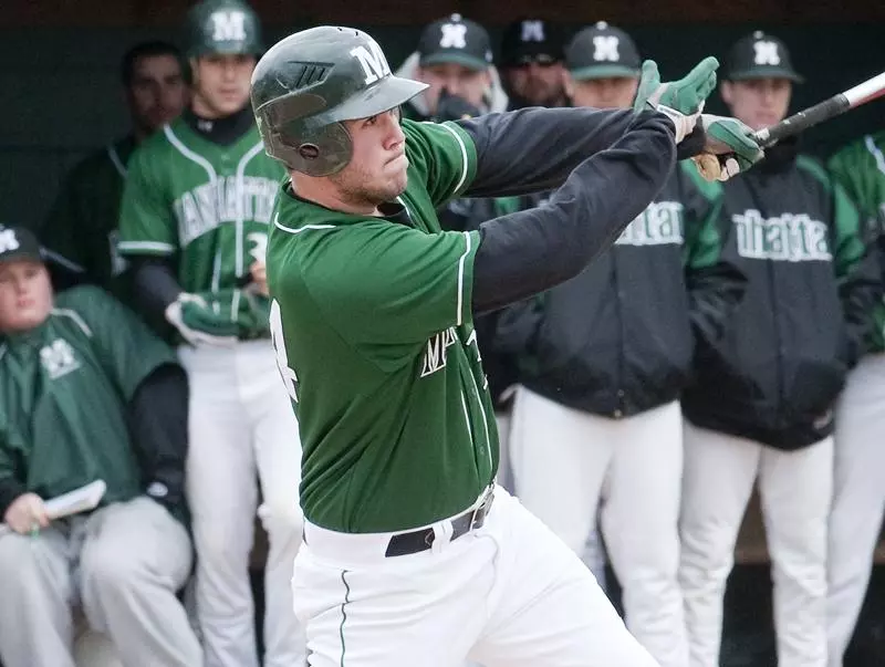 Jaspers Score 17 Runs in Rout at Albany