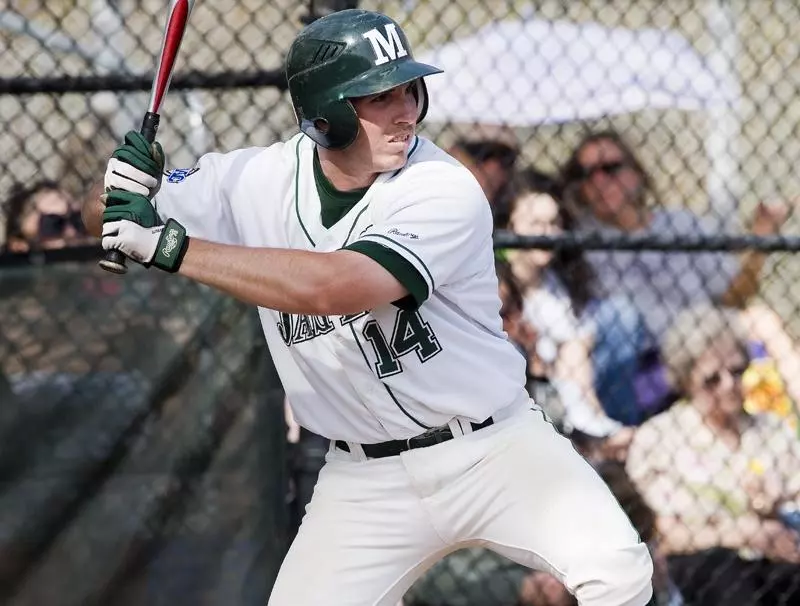 Manhattan Baseball Defeats Seton Hall