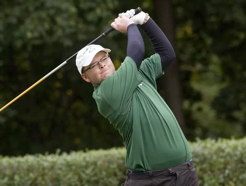 Golf Opens Spring Season with Victory