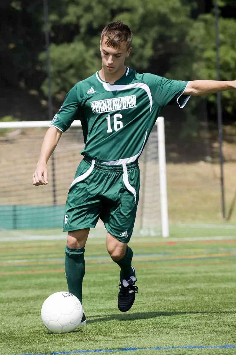 Jaspers Fall 1-0 In Physical Affair