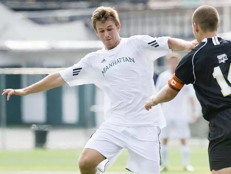 Jaspers Drop Regular Season Finale at Iona