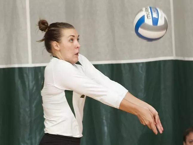 Manhattan Drops Four-Setter to Bucknell