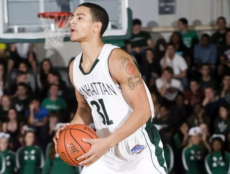 Manhattan Knocks Out Rider