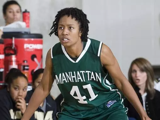Jaspers Look to Extend Winning Streak at Loyola