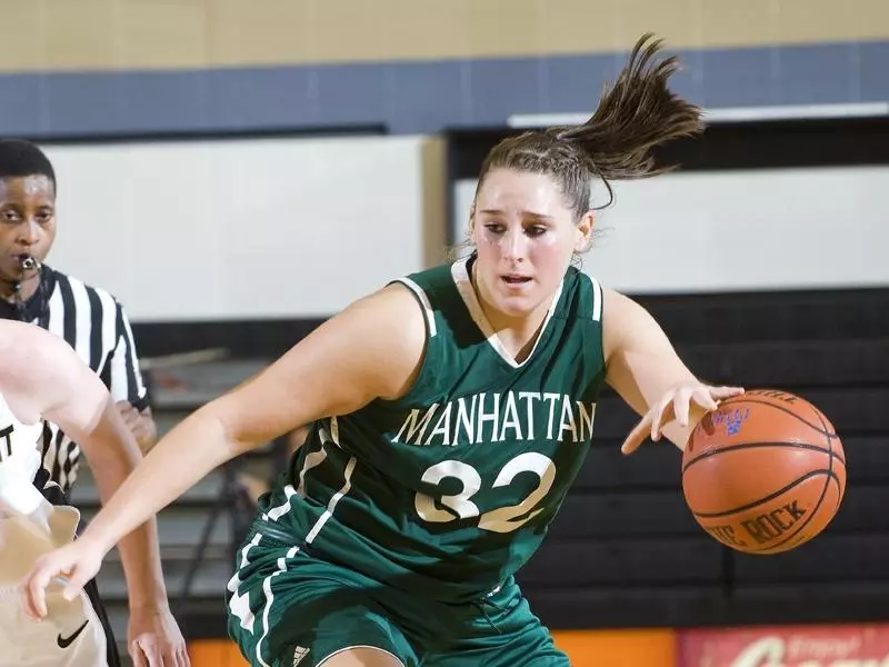 Manhattan Visits Rider On Sunday Afternoon