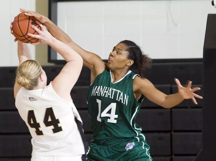 Jaspers Begin Final Road Trip at Canisius