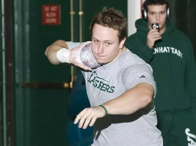 Ewald Leads Jaspers at Manhattan College Invitational