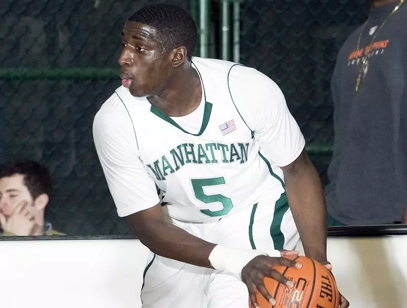 Fairfield Slides Past Manhattan