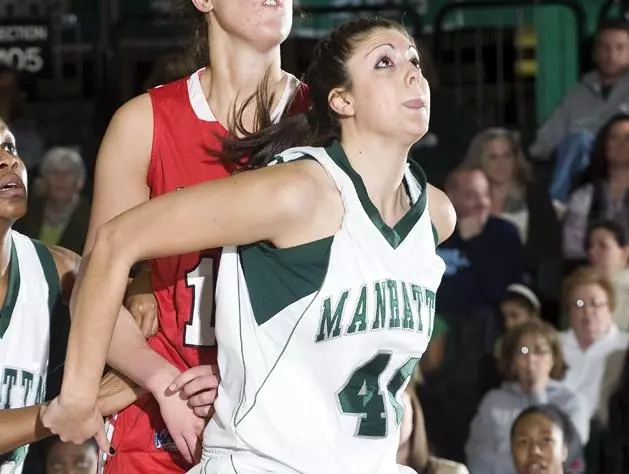 Lady Jaspers Visit Loyola On Monday Night