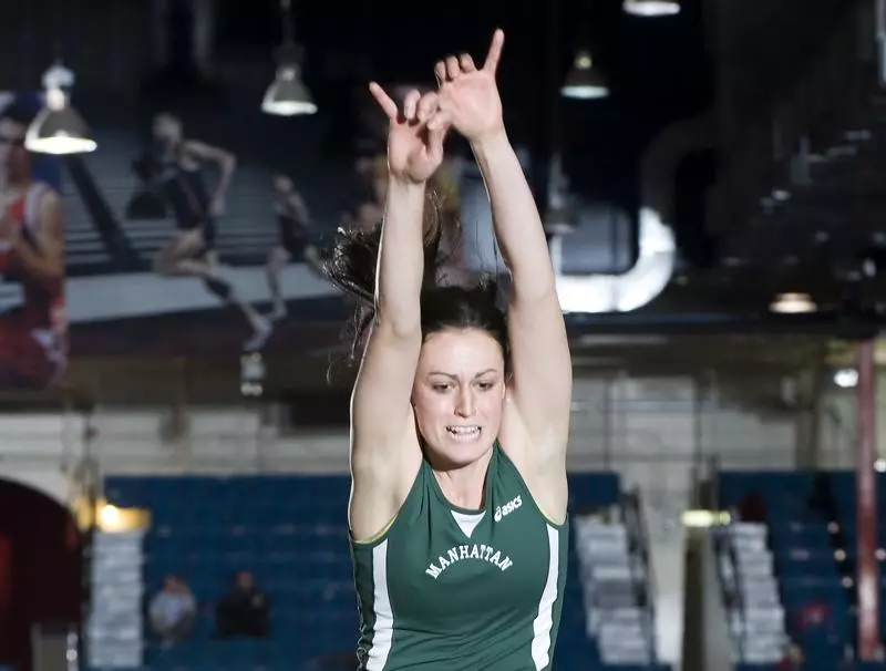 Manhattan Competes at Dick Shea Open